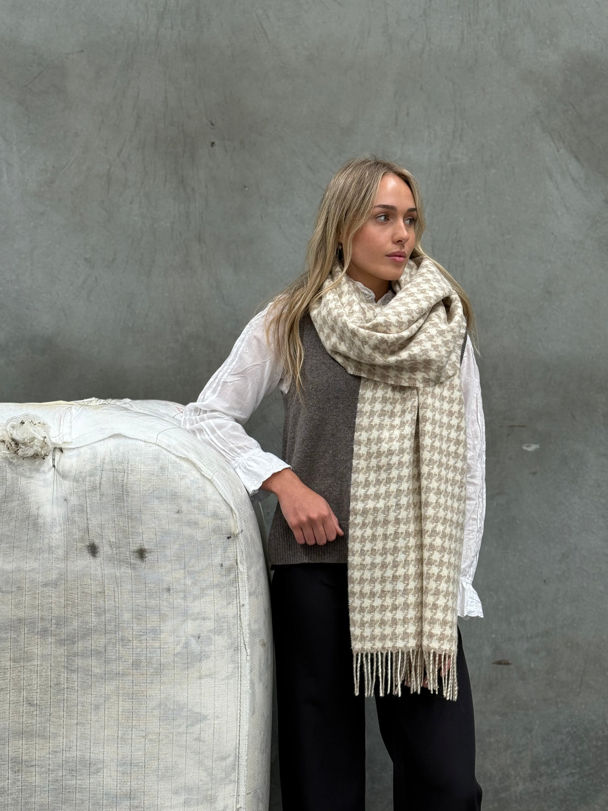 Houndstooth Natural & Ecru Scarf