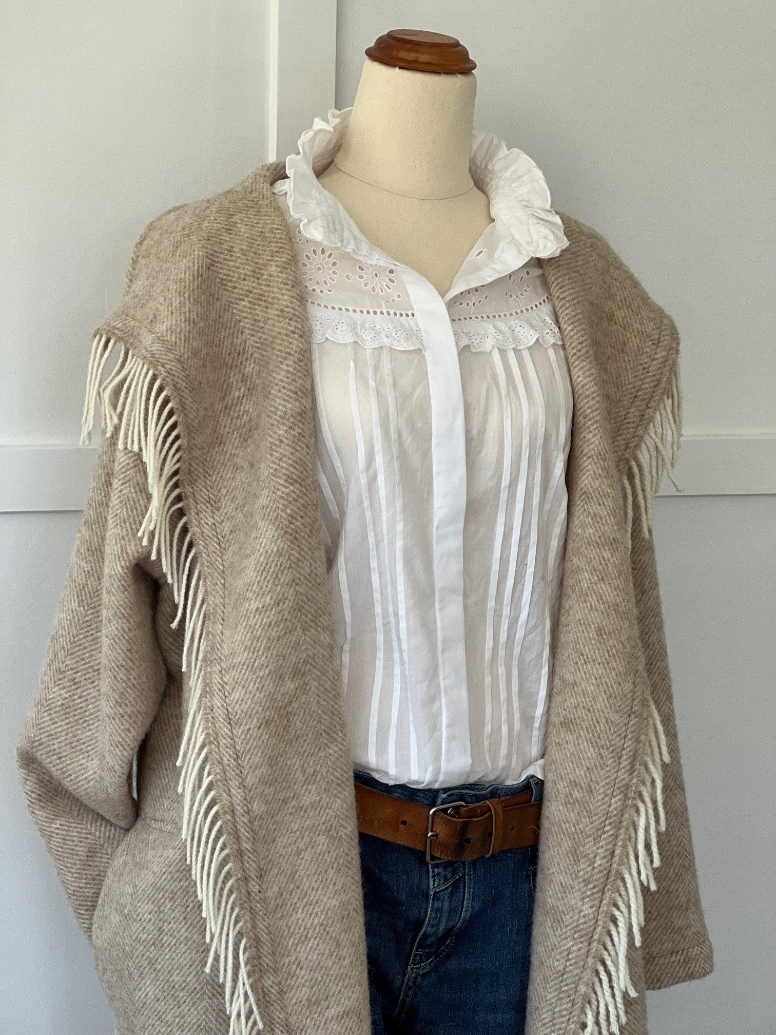 The Southern Coat - Herringbone Beige - 100% wool