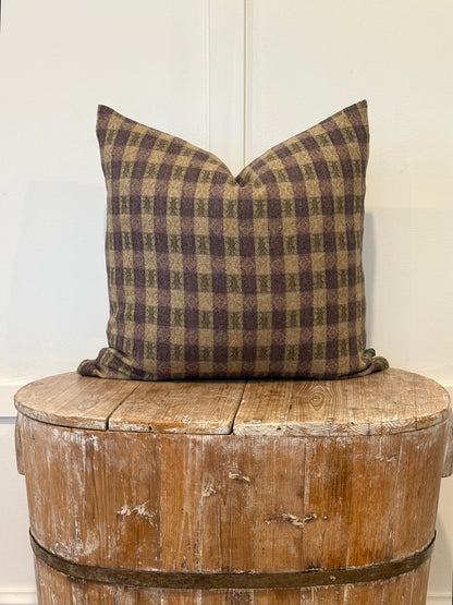 The Heritage Cushion Cover - Oaks Lavender